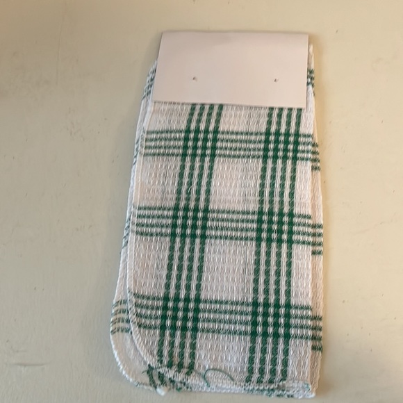 New, Never Been Used, Set of 2 Dish Cloths, Kitchen Set, Green, White, Checkered - Picture 3 of 4